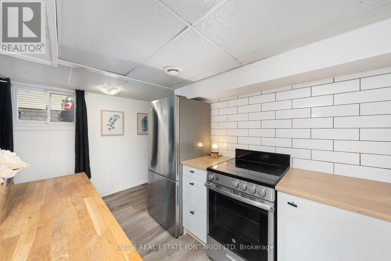 254 Durand Street, Sarnia, Ontario  N7T 5A3 - Photo 29 - X12192063