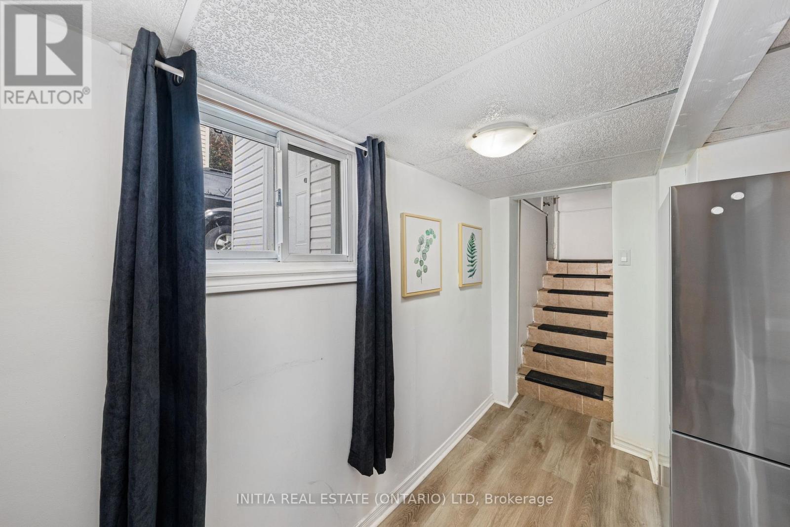 254 Durand Street, Sarnia, Ontario  N7T 5A3 - Photo 32 - X12192063