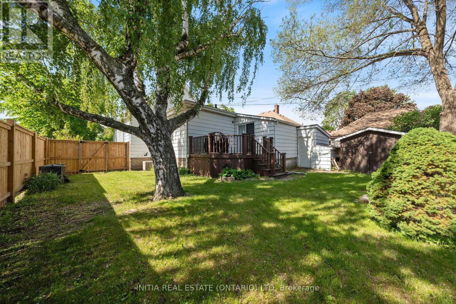 254 Durand Street, Sarnia, Ontario  N7T 5A3 - Photo 34 - X12192063
