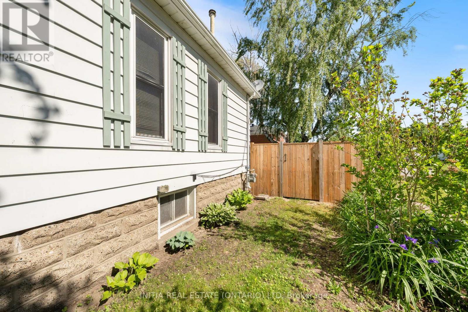 254 Durand Street, Sarnia, Ontario  N7T 5A3 - Photo 40 - X12192063