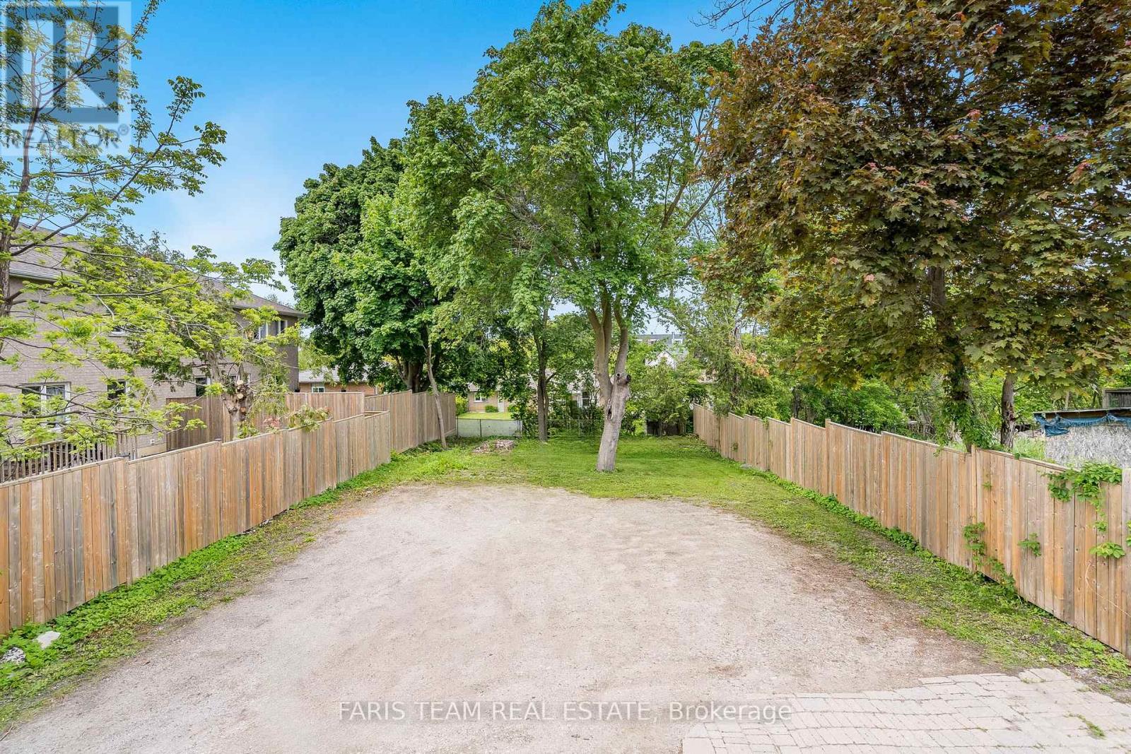 143 Burton Avenue, Barrie (Allandale), Ontario  L4N 2R9 - Photo 21 - S12191782