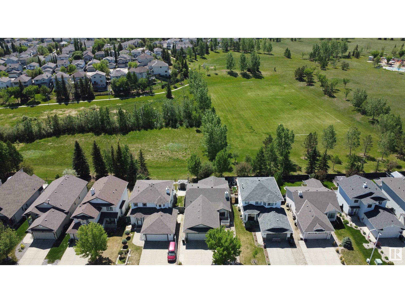 1031 Graham Co Nw Nw, Edmonton, Alberta  T5T 6L4 - Photo 3 - E4439548