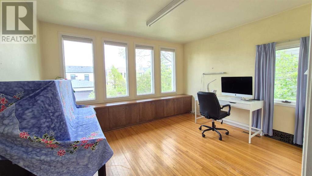 426 Superior Avenue Sw, Calgary, Alberta  T3C 2J4 - Photo 12 - A2223927