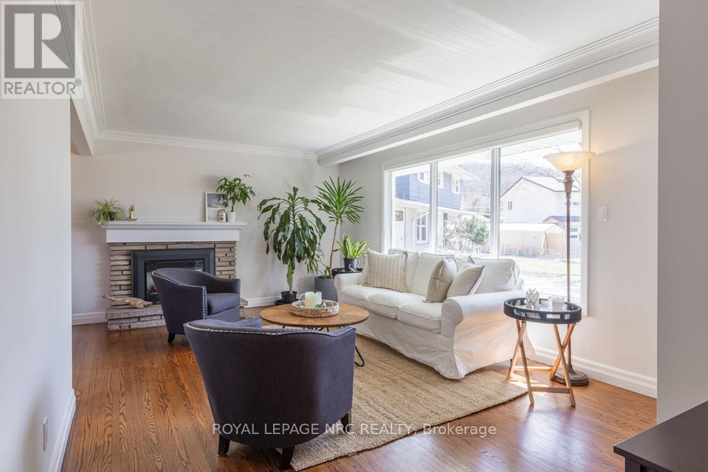 25 Victor Boulevard, St. Catharines, Ontario  L2T 2B4 - Photo 19 - X12094876