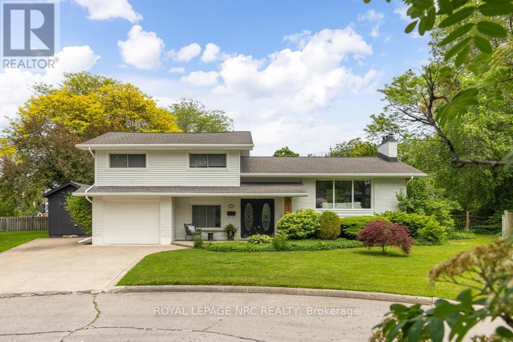 25 Victor Boulevard, St. Catharines, Ontario  L2T 2B4 - Photo 3 - X12094876
