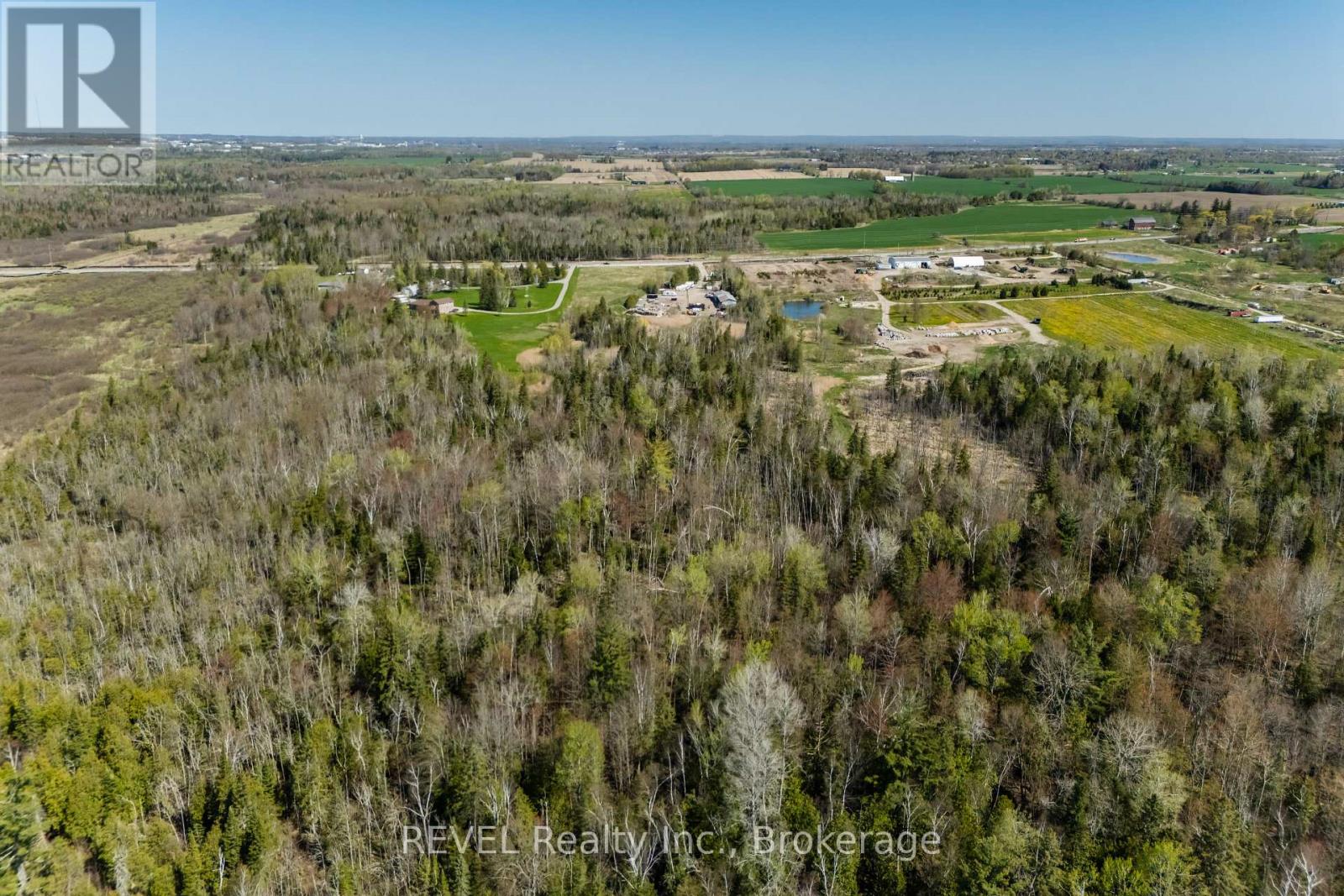 2513 Innisfil Beach Road, Innisfil, Ontario  L9S 4C1 - Photo 6 - N12192023