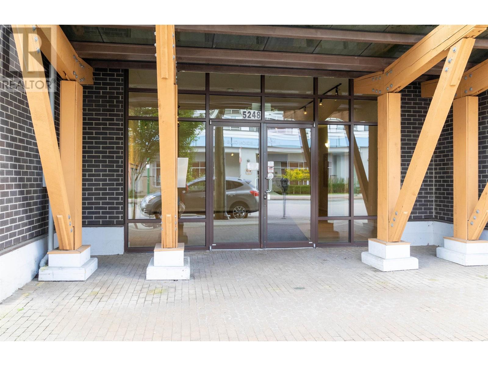 Ph15 5248 Grimmer Street, Burnaby, British Columbia  V5H 0E1 - Photo 4 - R3010447