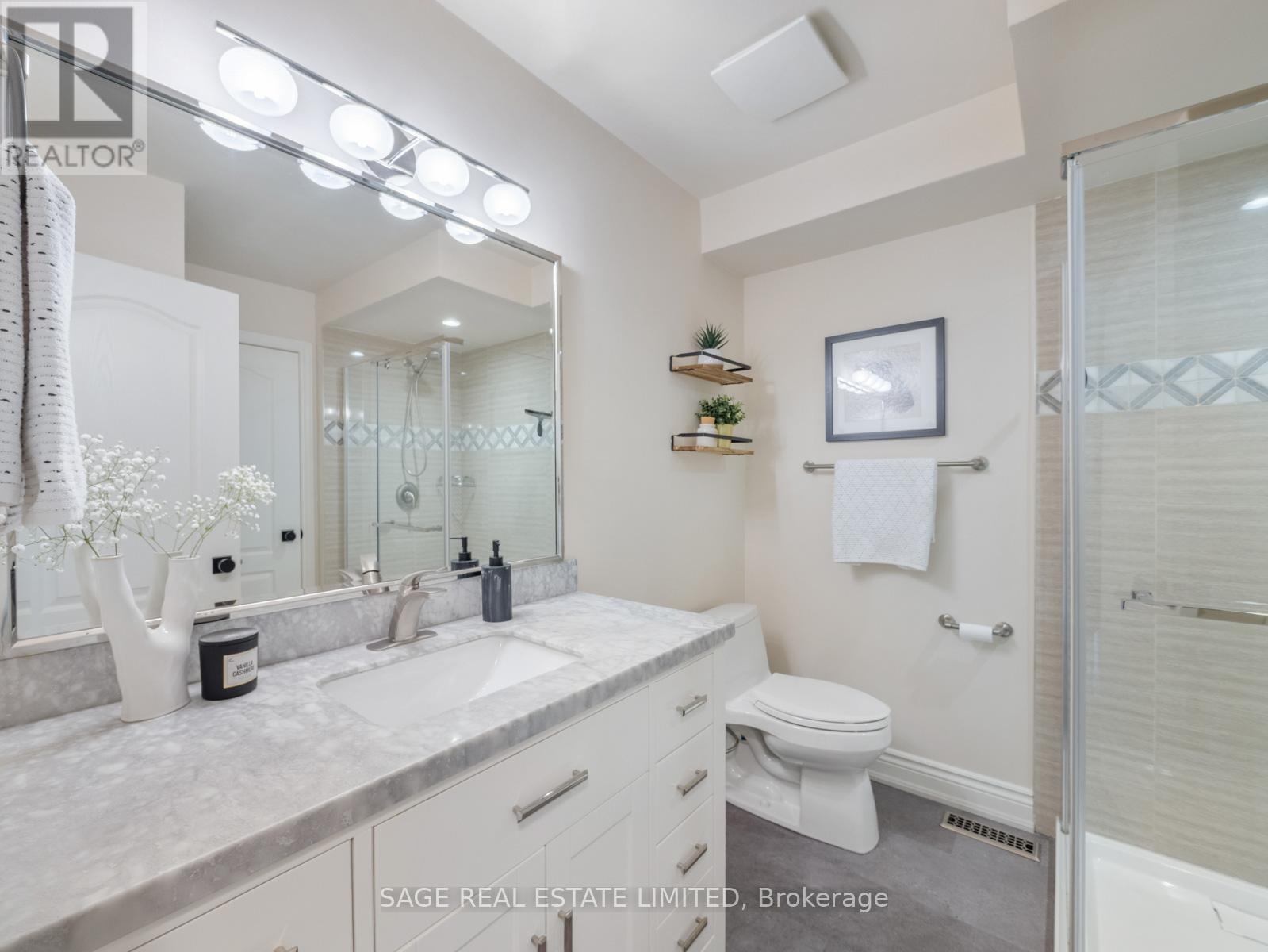 7 San Remo Terrace, Toronto, Ontario  M8Z 6C5 - Photo 24 - W12191768