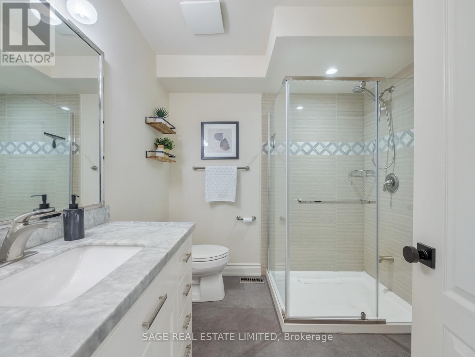 7 San Remo Terrace, Toronto, Ontario  M8Z 6C5 - Photo 25 - W12191768