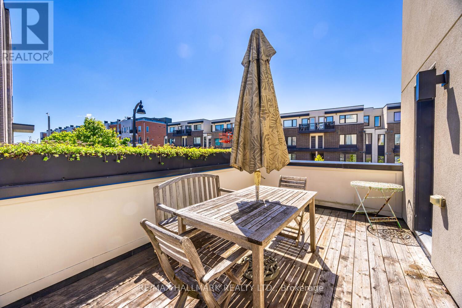 11 Caroline Carpenter Grove, Toronto (Downsview-Roding-Cfb), Ontario  M3K 0B1 - Photo 26 - W12191793
