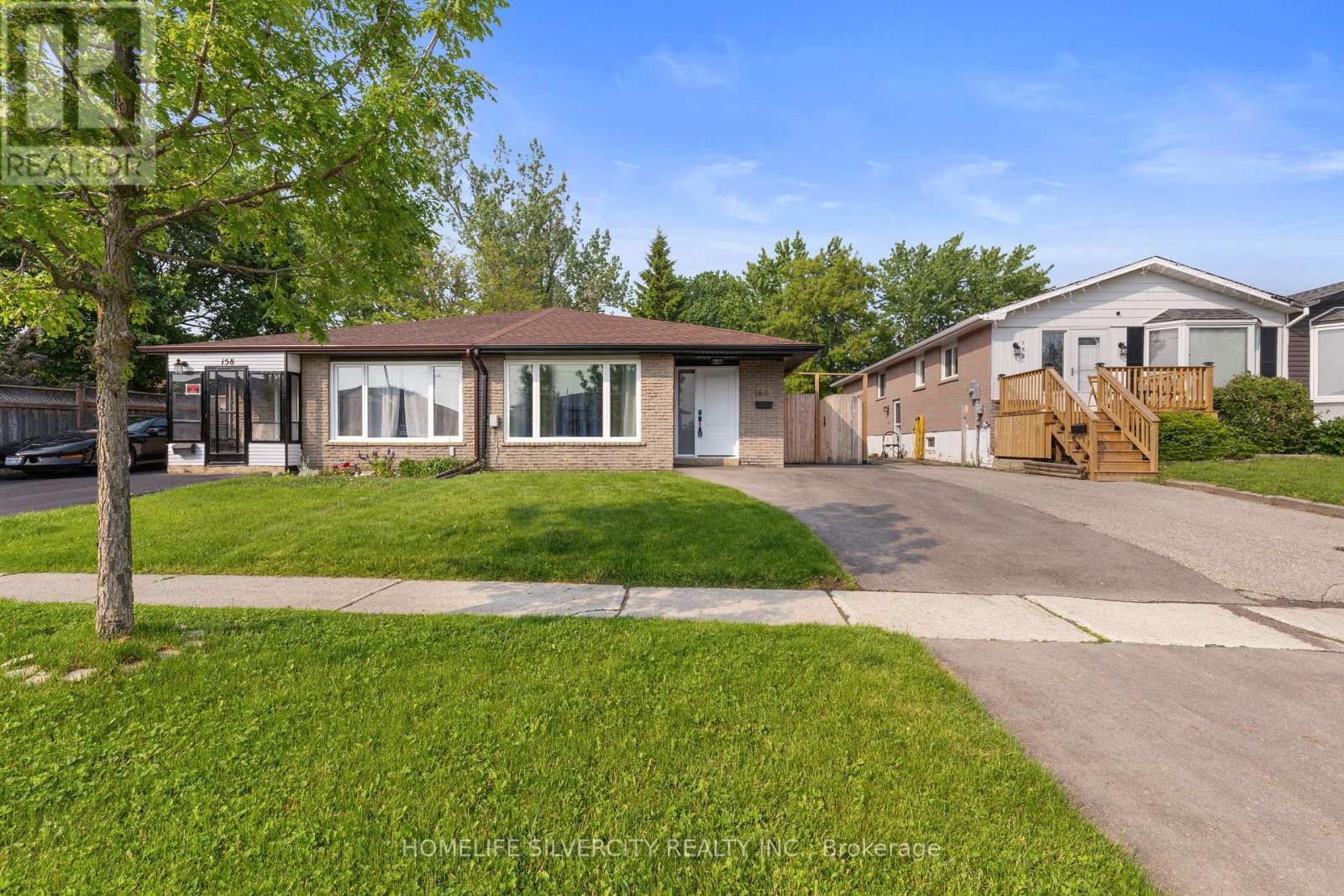 Property at 160 BURBANK CRESCENT image 2