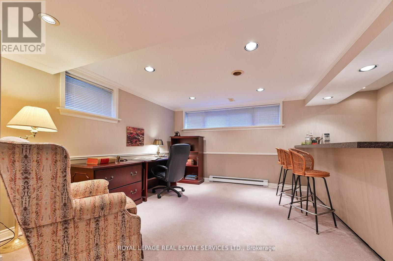 20 Munhall Road, Toronto, Ontario  M9P 1P9 - Photo 22 - W12191812