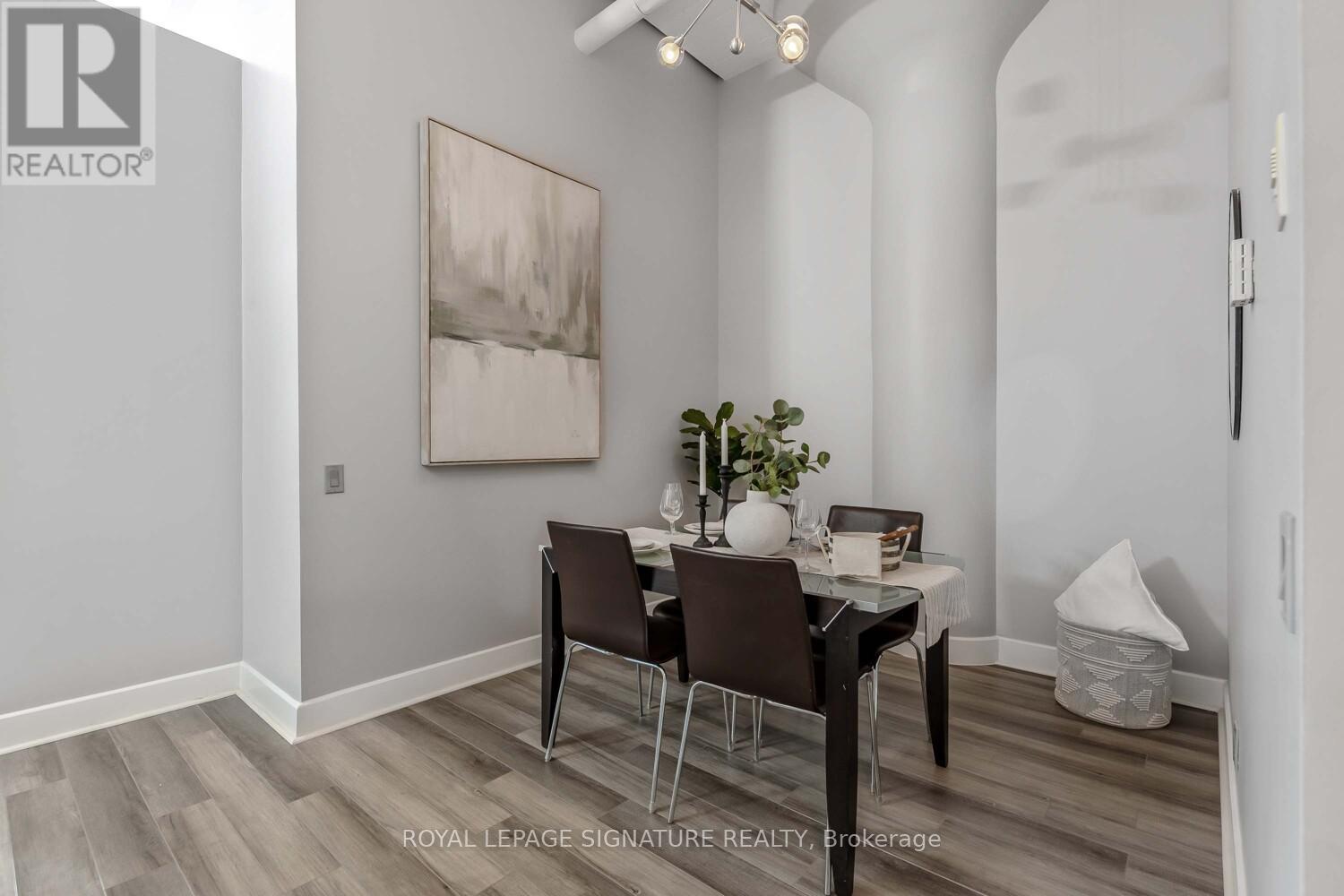 108 - 1001 Roselawn Avenue, Toronto (Briar Hill-Belgravia), Ontario  M6B 4M4 - Photo 10 - W12191817