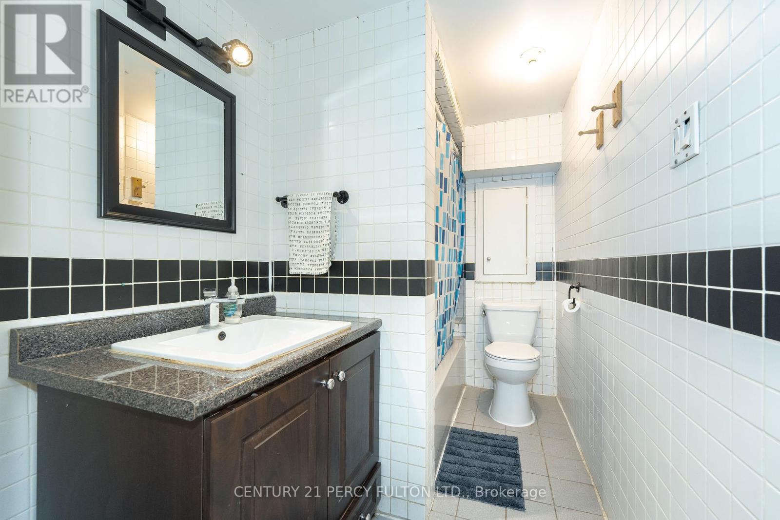 26 Marlebon Road, Toronto (West Humber-Clairville), Ontario  M9V 3W2 - Photo 36 - W12191881