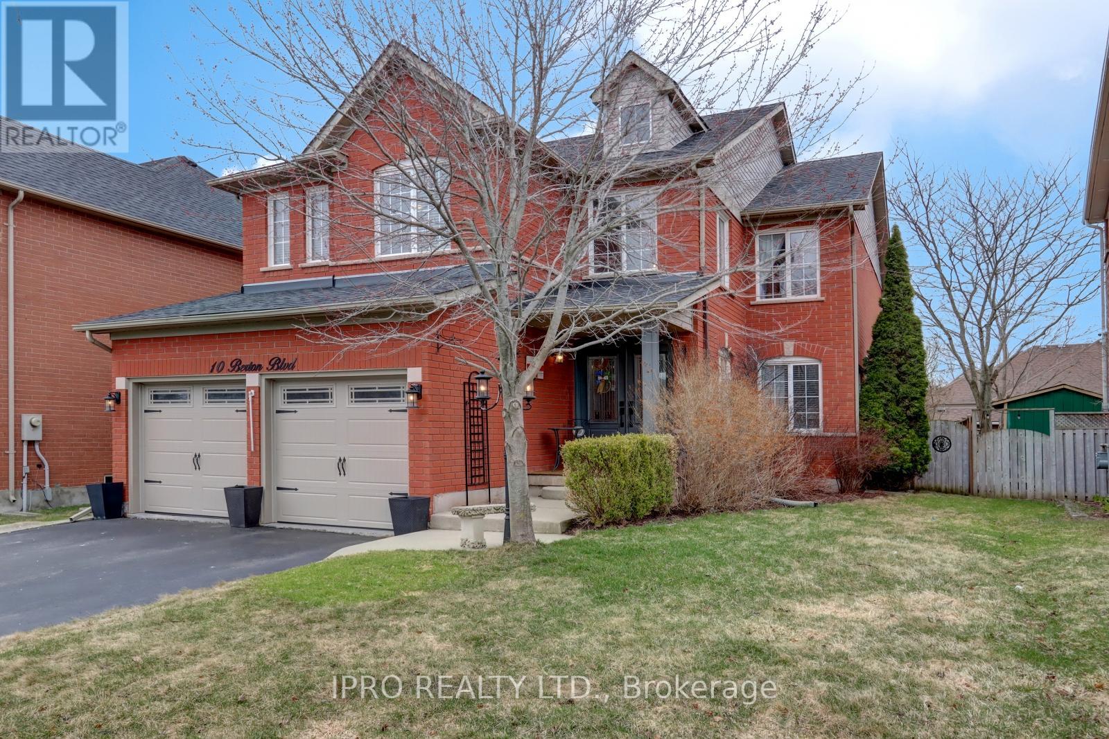 10 Berton Boulevard, Halton Hills, Ontario  L7G 6A5 - Photo 1 - W12191916
