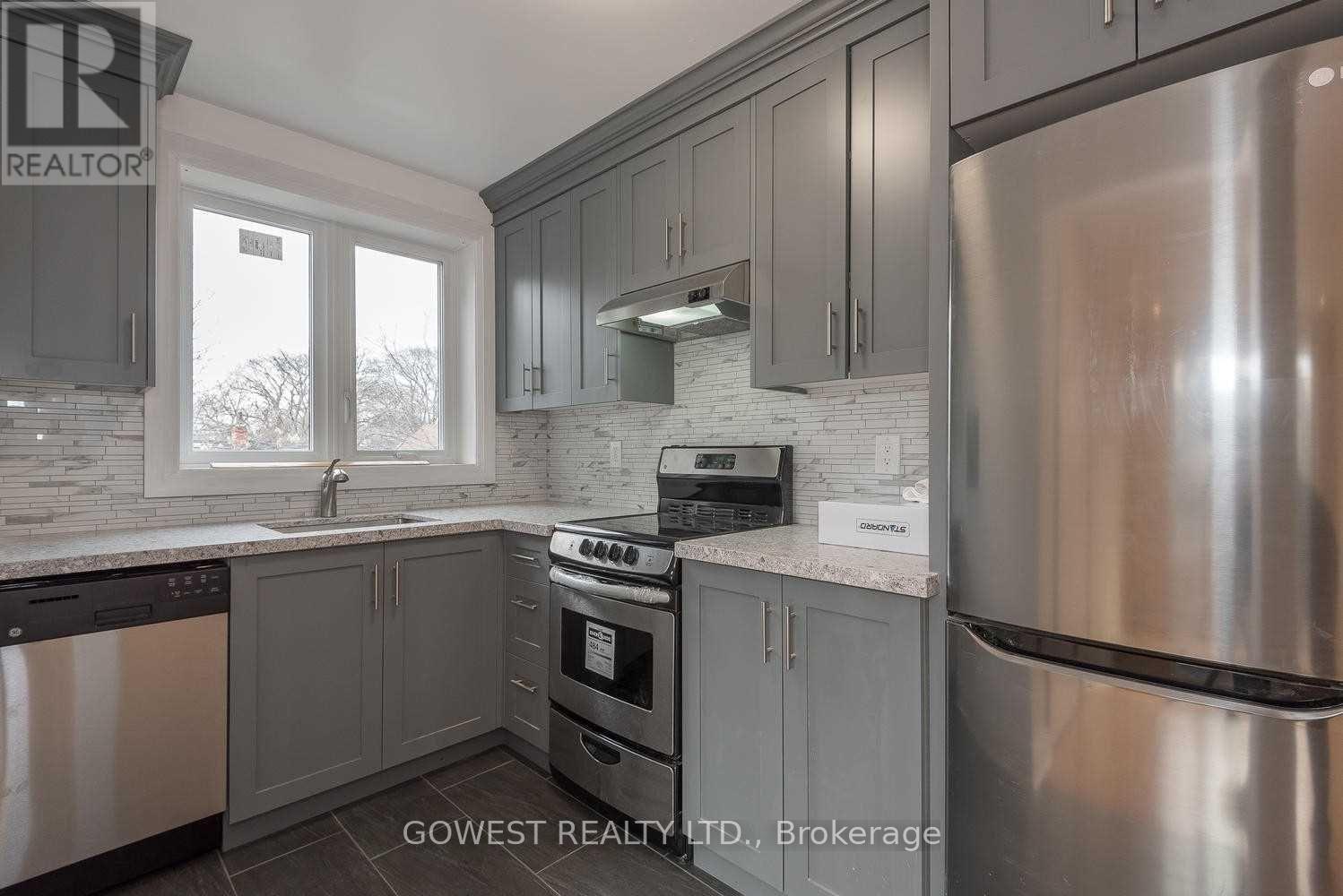 Bsmt - 207 Oakmount Road, Toronto, Ontario  M6P 2N1 - Photo 3 - W12191941