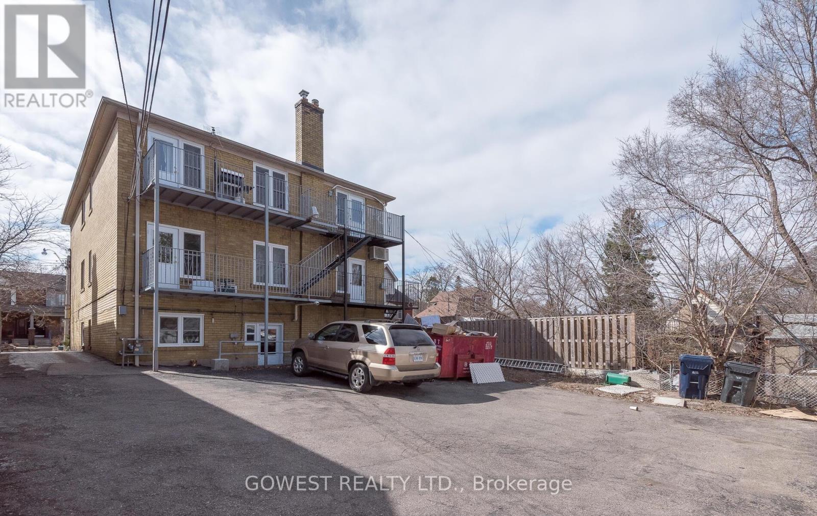 Bsmt - 207 Oakmount Road, Toronto, Ontario  M6P 2N1 - Photo 8 - W12191941