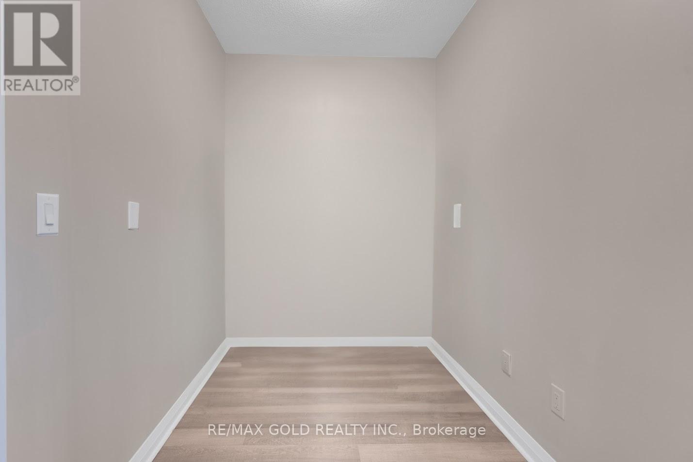 703 - 5025 Four Springs Avenue, Mississauga, Ontario  L5R 0G5 - Photo 5 - W12191944