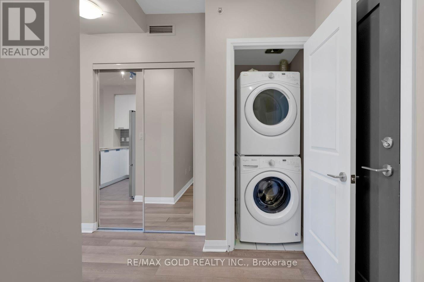 703 - 5025 Four Springs Avenue, Mississauga, Ontario  L5R 0G5 - Photo 6 - W12191944