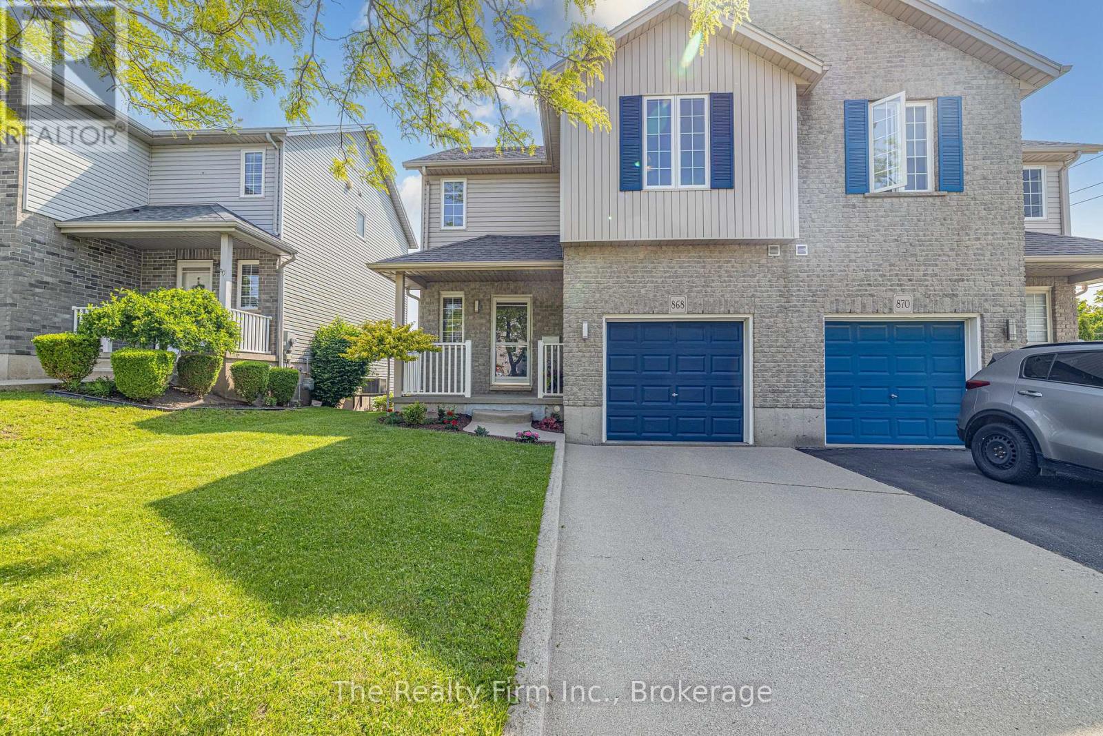 868 Stonegate Drive, Woodstock, Ontario  N4V 1G4 - Photo 1 - X12192089