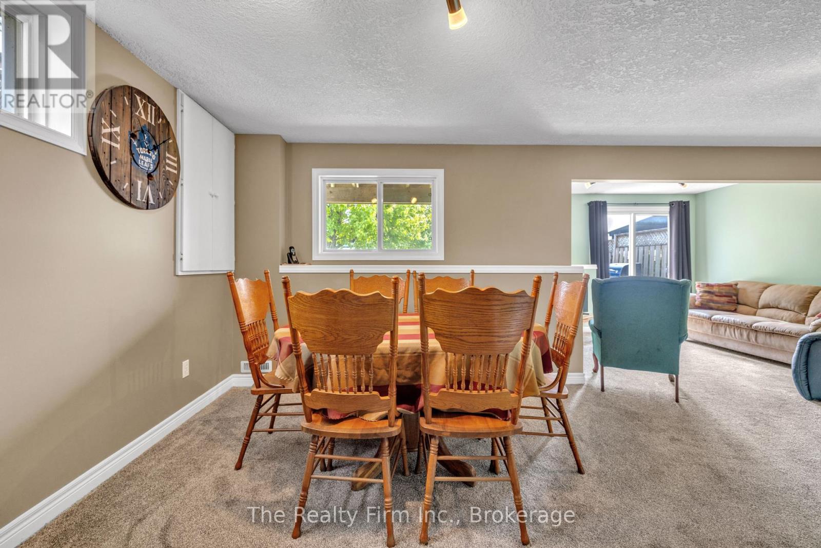 868 Stonegate Drive, Woodstock, Ontario  N4V 1G4 - Photo 16 - X12192089