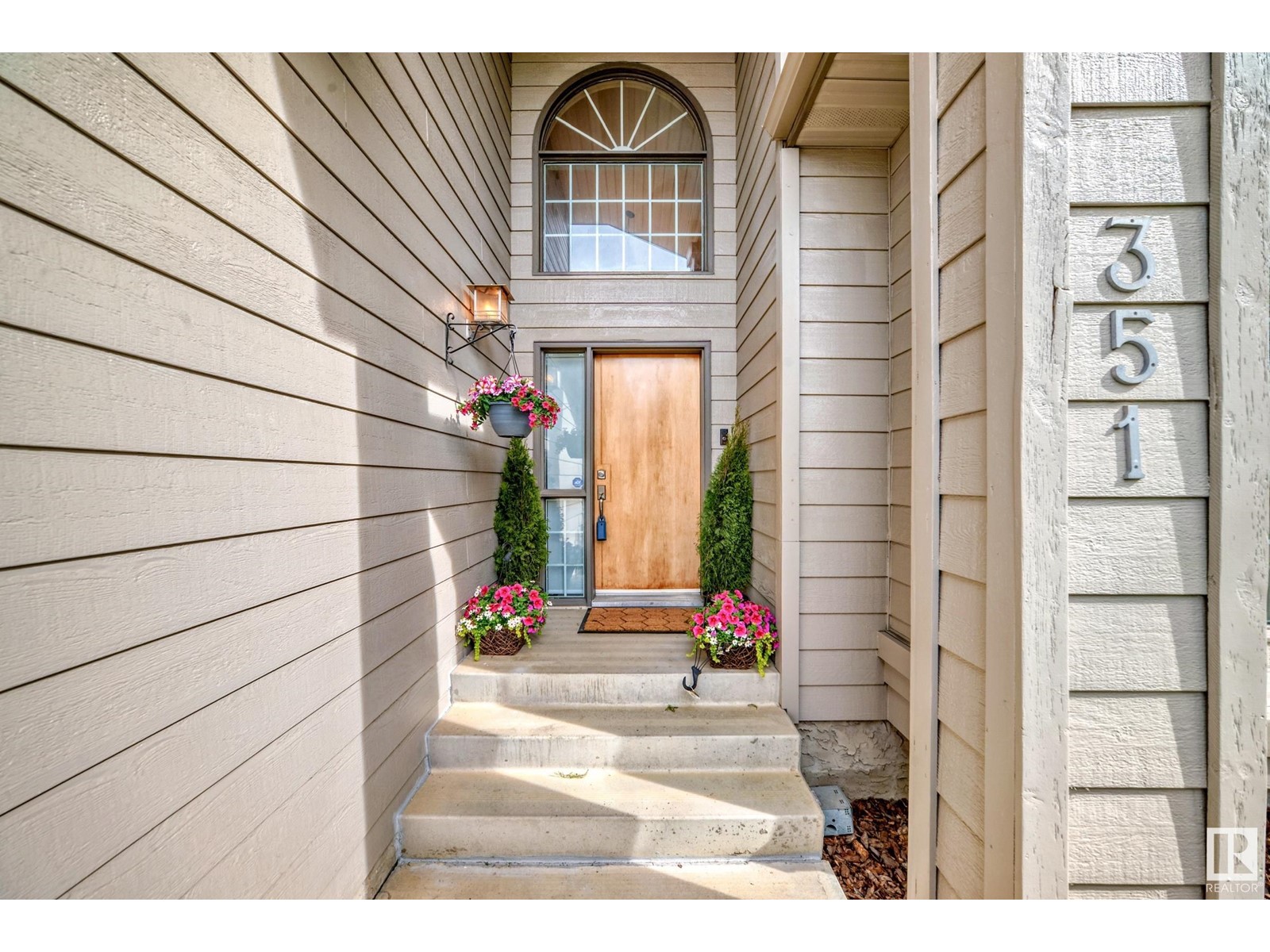 Property at 351 BULYEA RD NW image 4