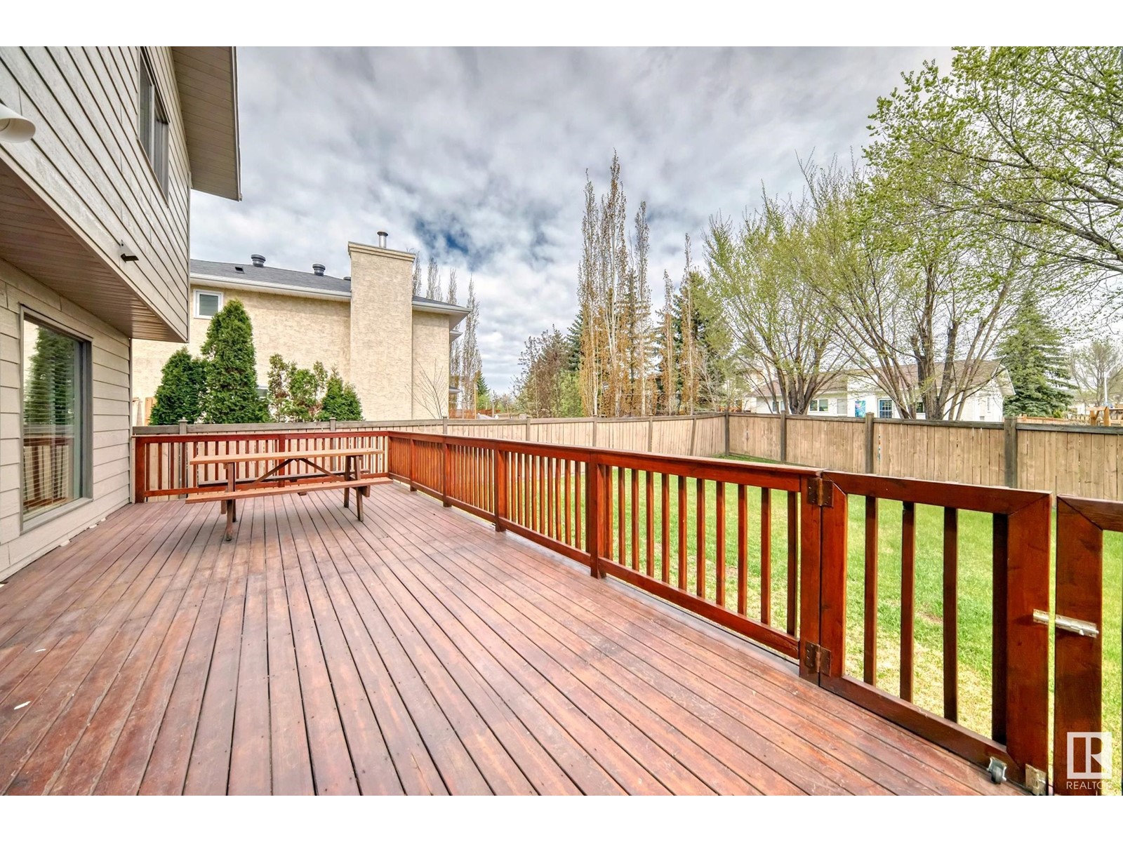 Property at 351 BULYEA RD NW image 5