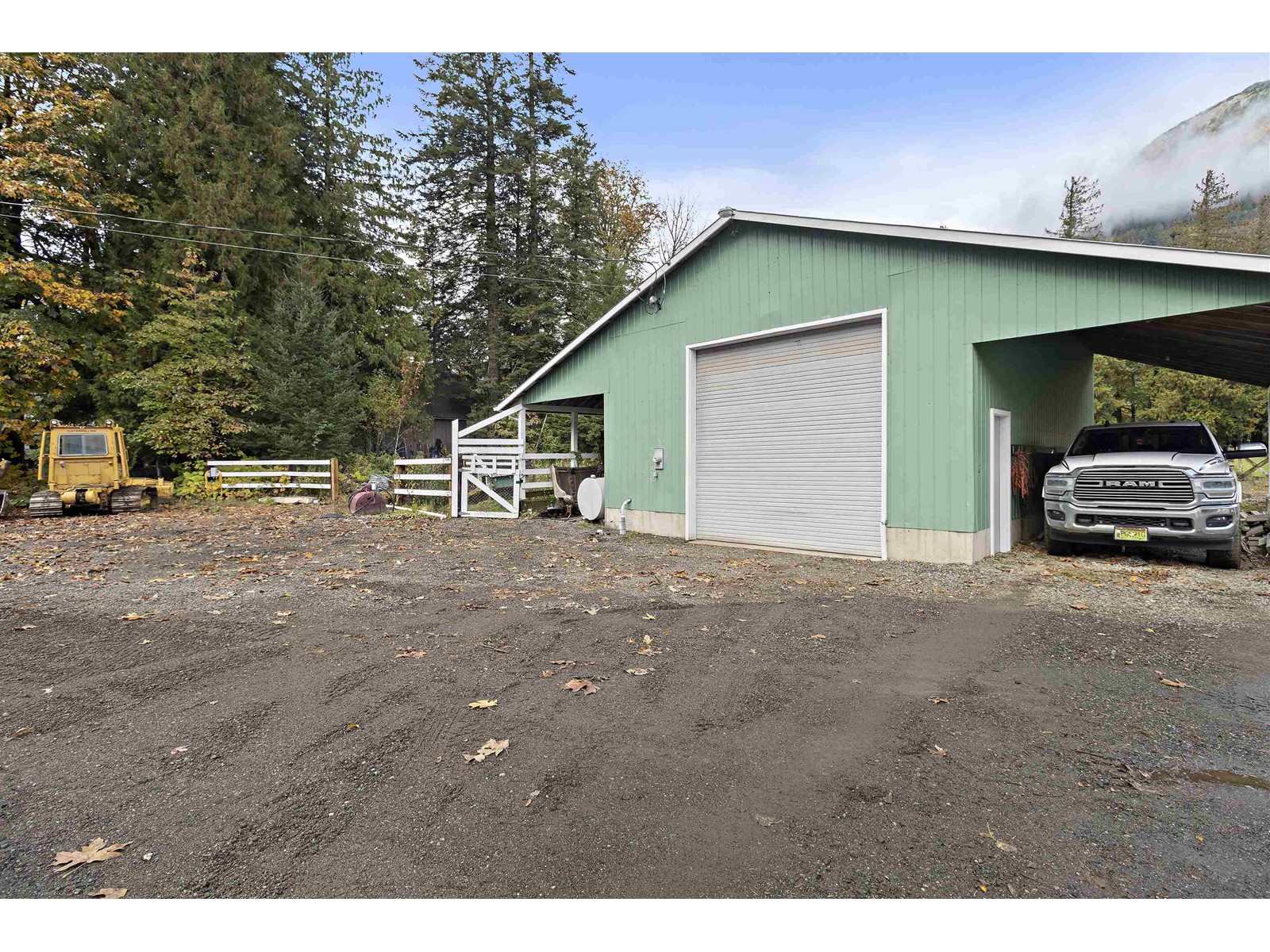 62525 Airport Road, Hope, Hope, British Columbia  V0X 1L2 - Photo 26 - R2978026