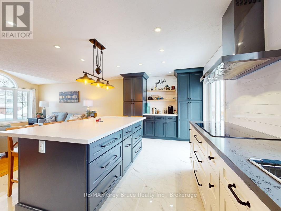 2551 8th Avenue E, Owen Sound, Ontario  N4K 6V2 - Photo 10 - X12192000