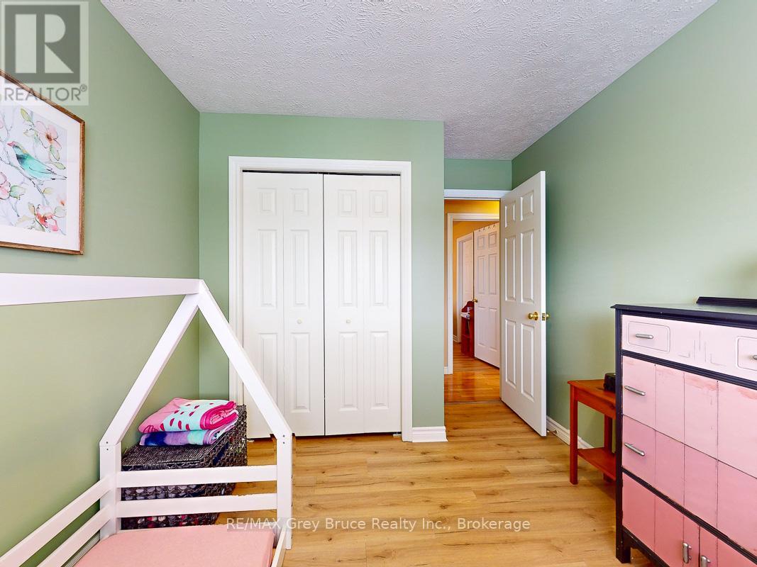 2551 8th Avenue E, Owen Sound, Ontario  N4K 6V2 - Photo 16 - X12192000