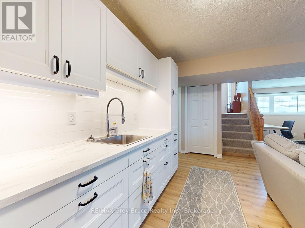 2551 8th Avenue E, Owen Sound, Ontario  N4K 6V2 - Photo 25 - X12192000