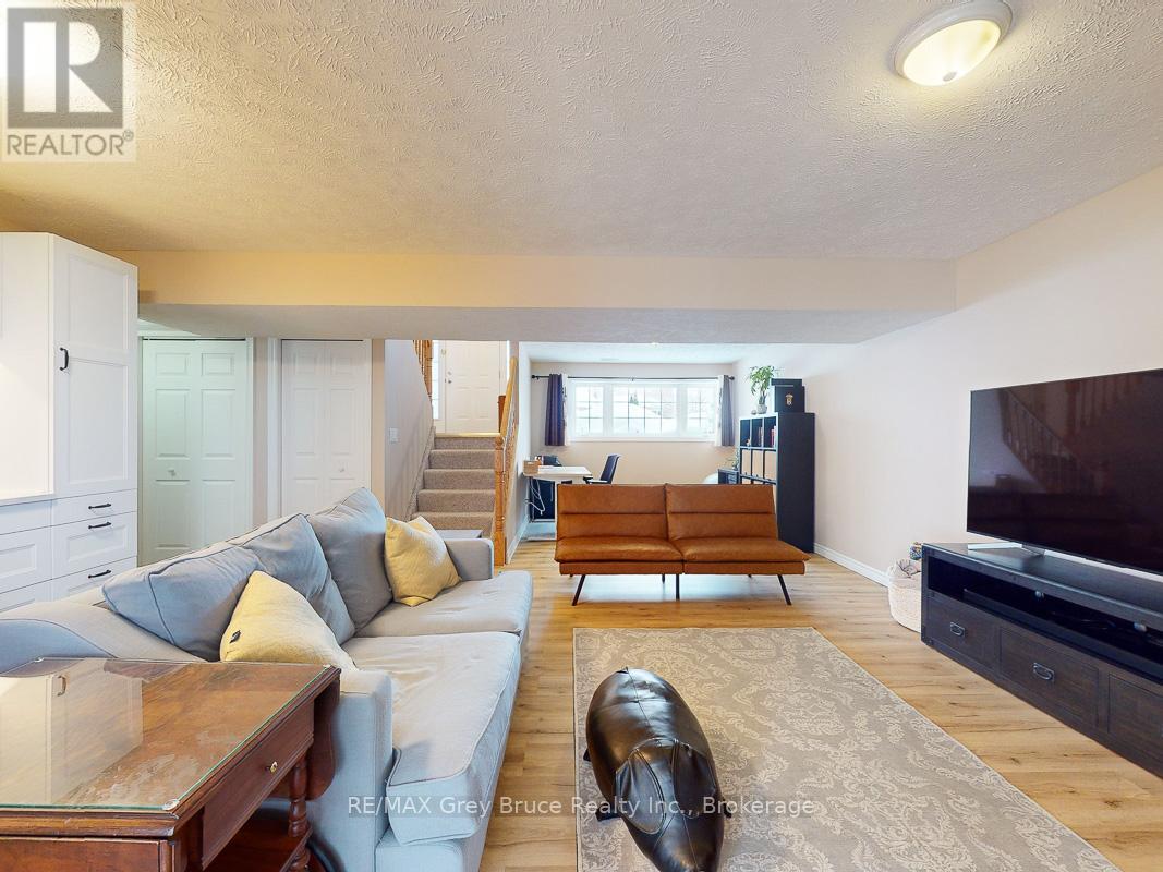 2551 8th Avenue E, Owen Sound, Ontario  N4K 6V2 - Photo 26 - X12192000