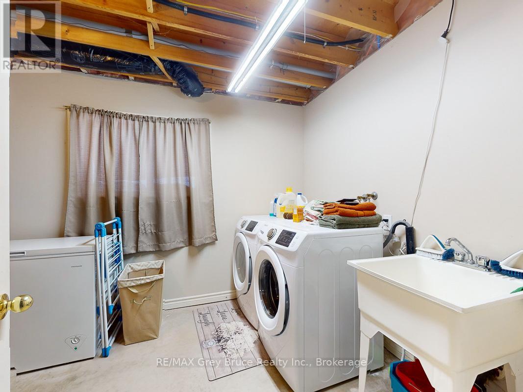 2551 8th Avenue E, Owen Sound, Ontario  N4K 6V2 - Photo 29 - X12192000