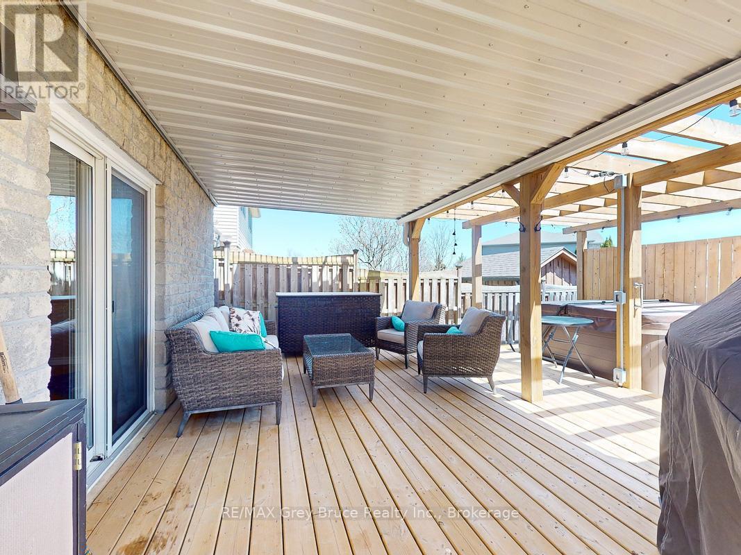 2551 8th Avenue E, Owen Sound, Ontario  N4K 6V2 - Photo 44 - X12192000