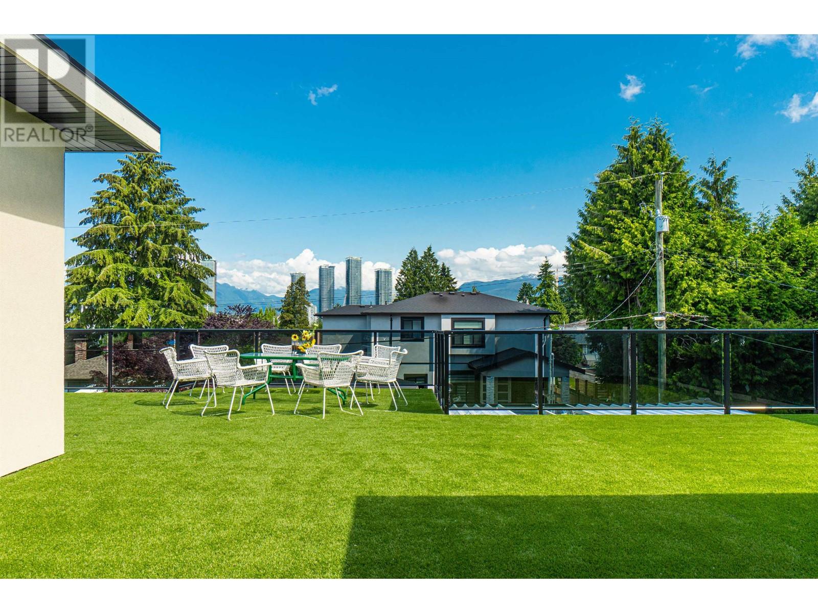 Property at 4949 FULWELL STREET image 3