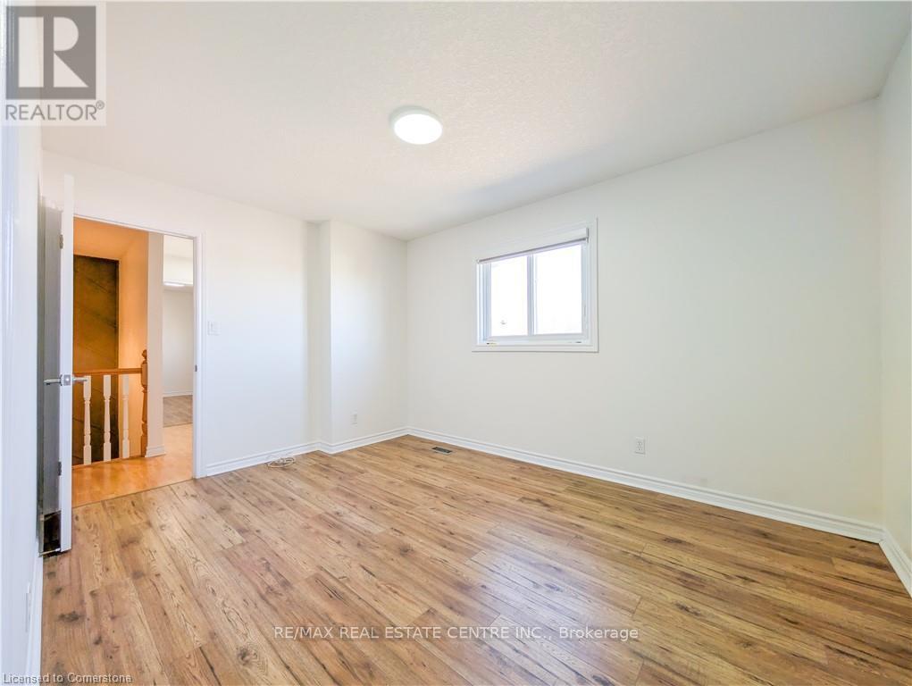 187 Daimler Drive S, Kitchener, Ontario  N2A 4C8 - Photo 34 - X12191919