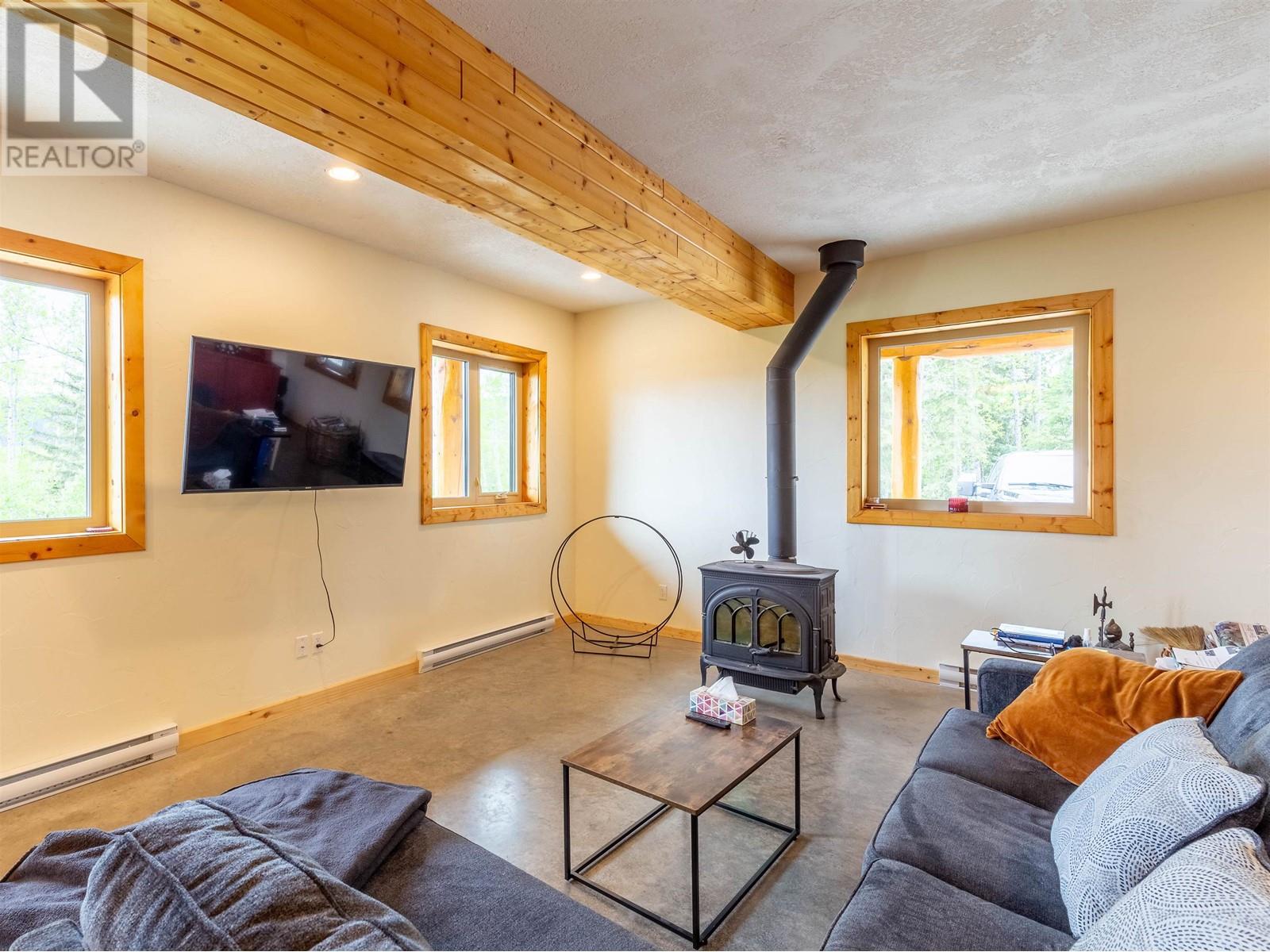 585 16 Highway, Smithers, British Columbia  V0J 2N6 - Photo 22 - R3010464