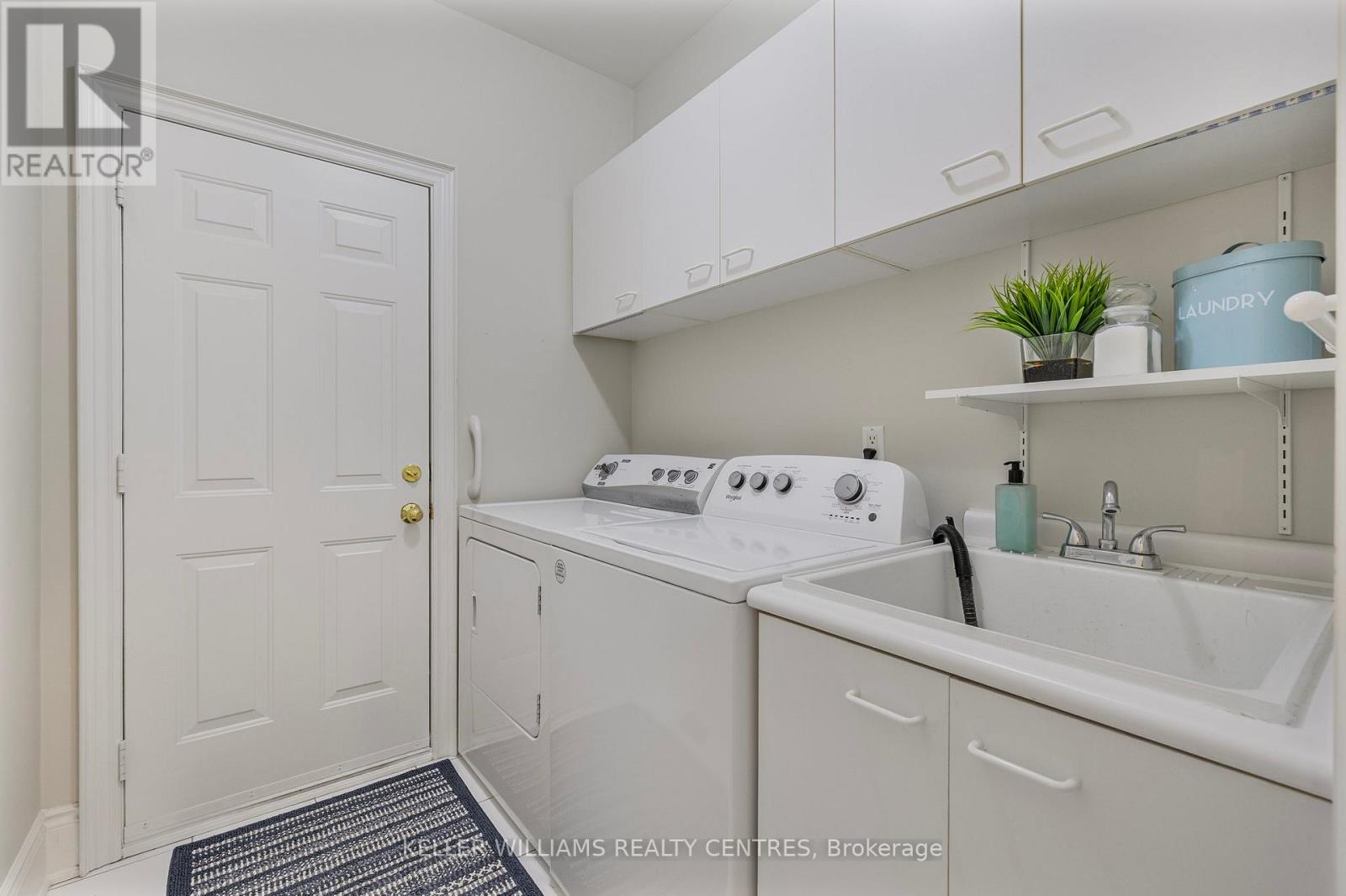 795 Foxcroft Boulevard, Newmarket, Ontario  L3X 1M8 - Photo 27 - N12136203
