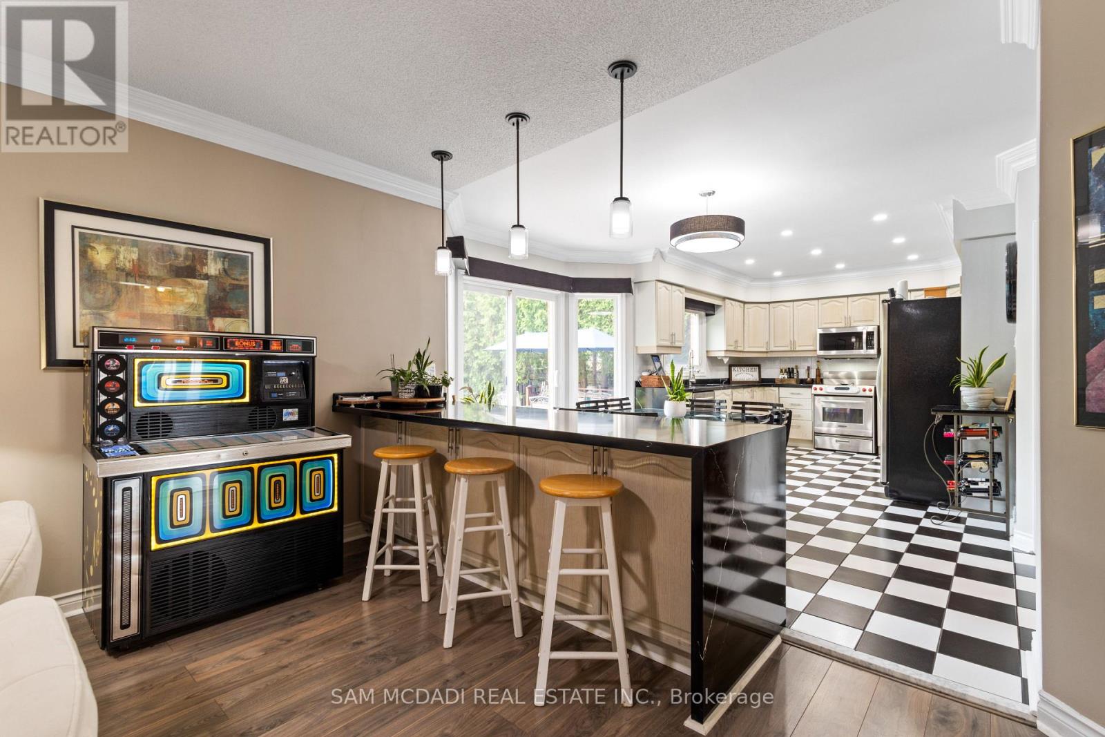 5465 Shorecrest Crescent, Mississauga, Ontario  L5M 4Y6 - Photo 10 - W12141496