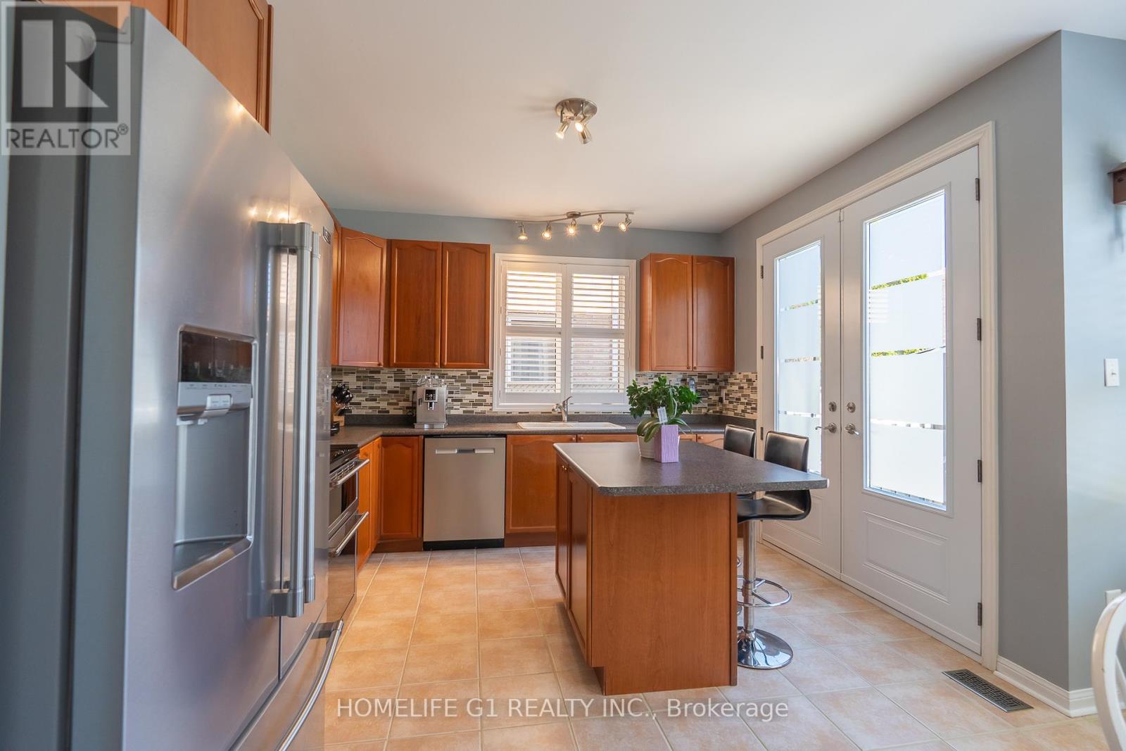 3672 Swanson Drive, Mississauga, Ontario  L5N 8J6 - Photo 8 - W12119188