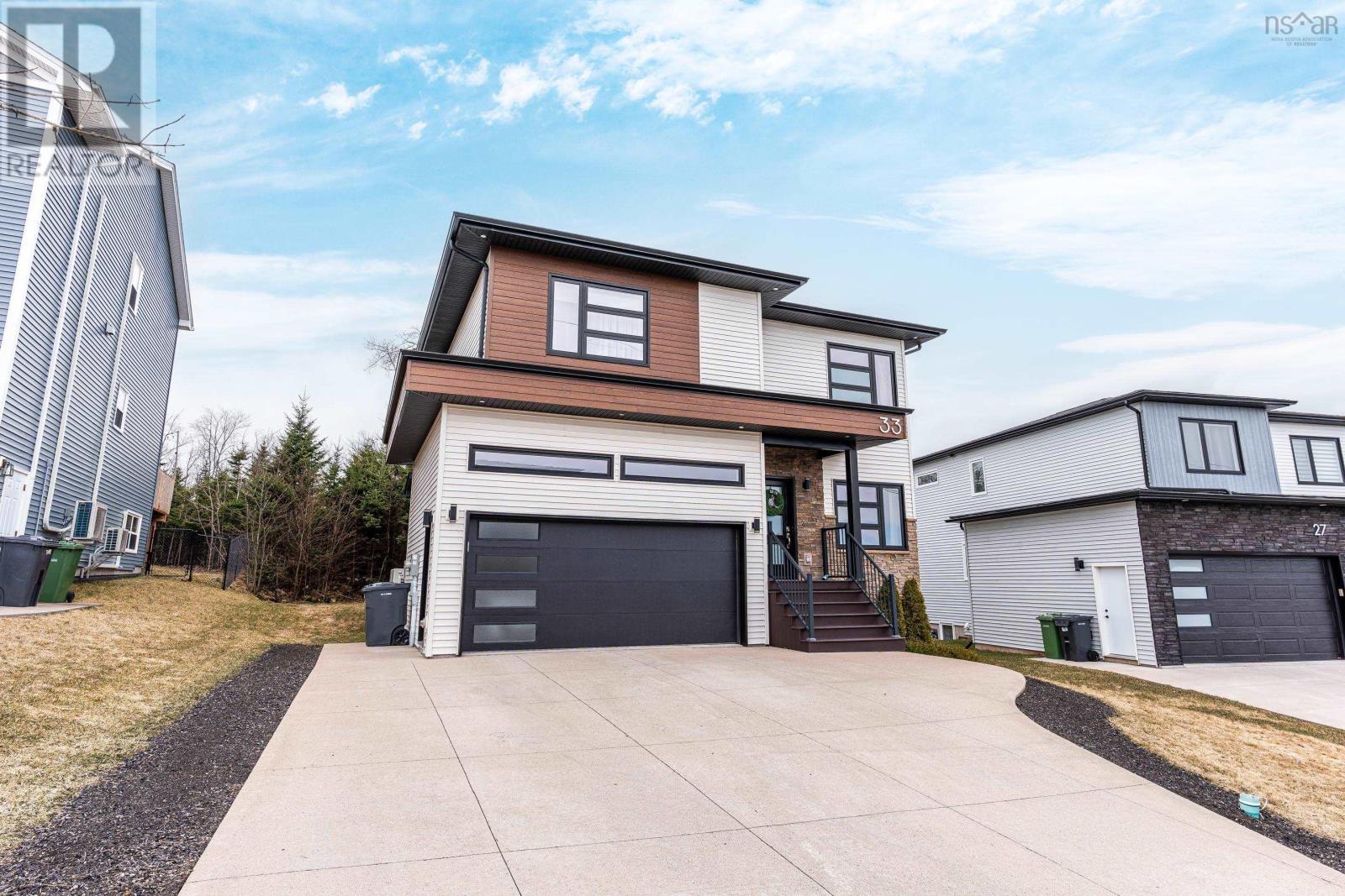 Property at 33 Merlot Court image 1