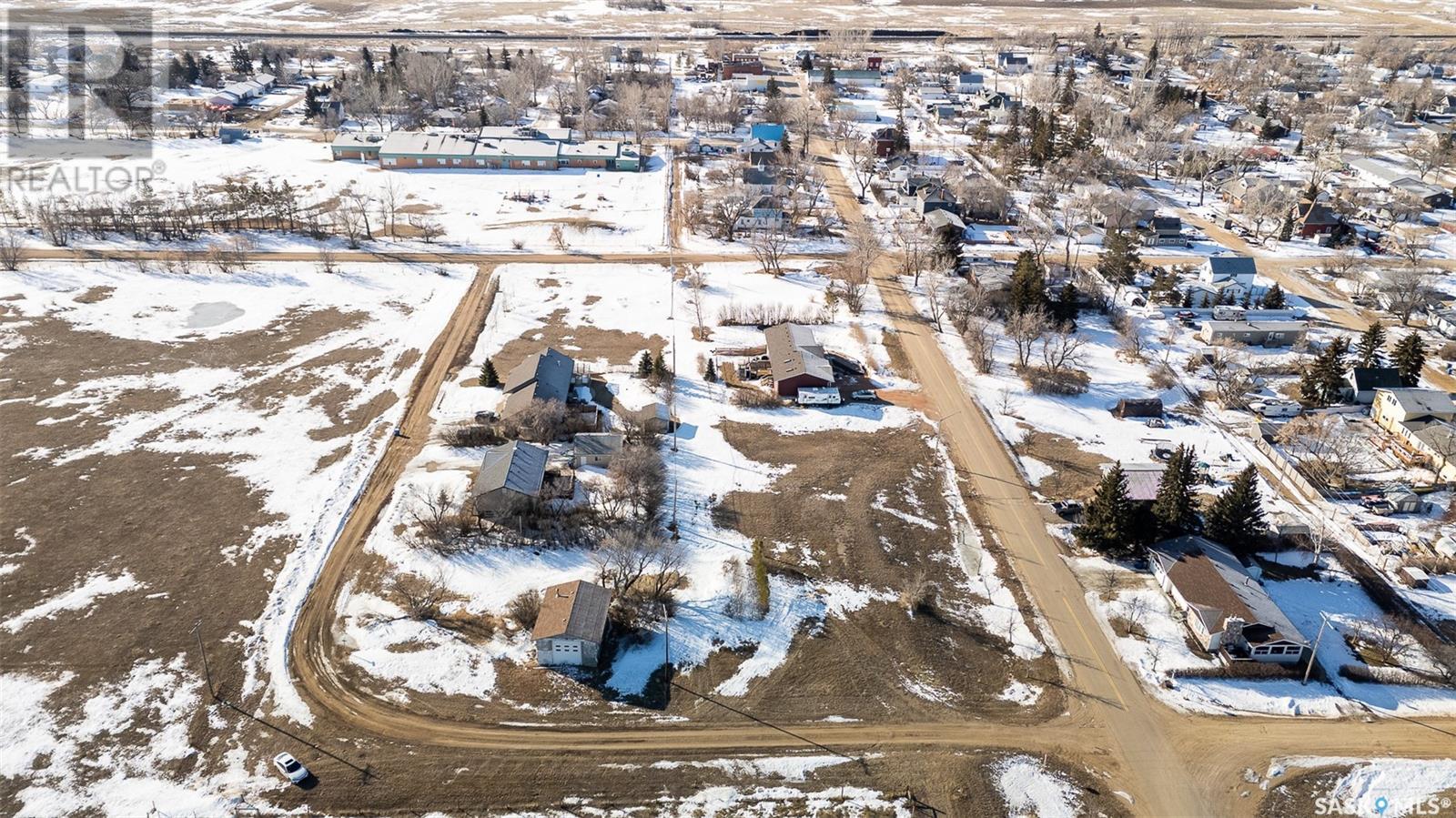 315 Rose Street, Mortlach, Saskatchewan  S0H 3E0 - Photo 2 - SK999023