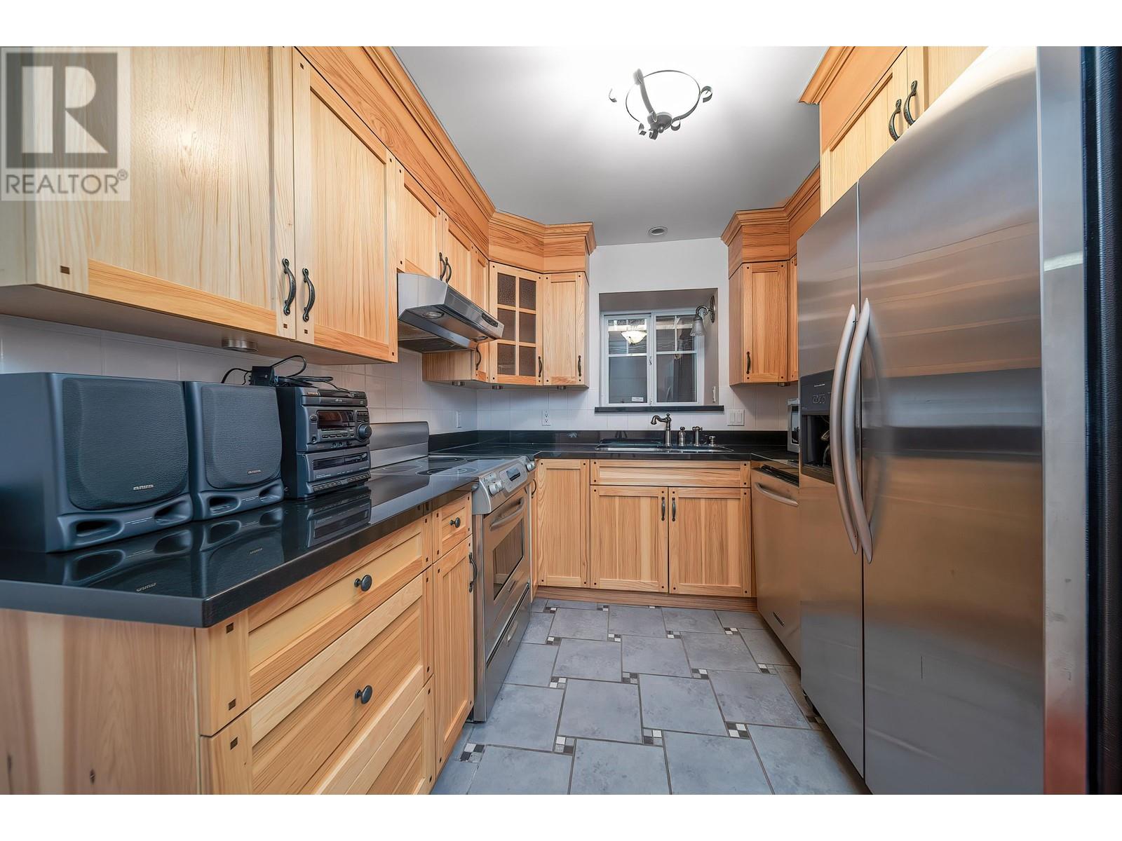 1312 Tenth Avenue, New Westminster, British Columbia  V3M 3H9 - Photo 37 - R3010278