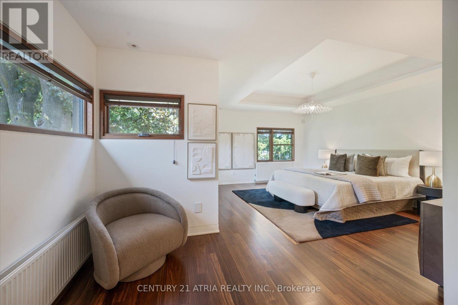 80 Glenvale Boulevard, Toronto, Ontario  M4G 2V6 - Photo 15 - C12191411
