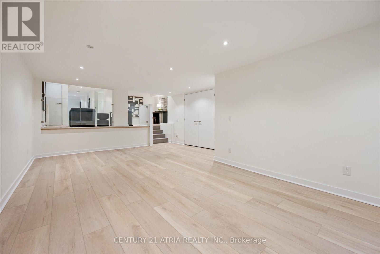 80 Glenvale Boulevard, Toronto, Ontario  M4G 2V6 - Photo 30 - C12191411