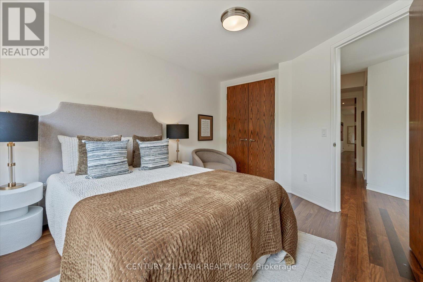80 Glenvale Boulevard, Toronto, Ontario  M4G 2V6 - Photo 27 - C12191411