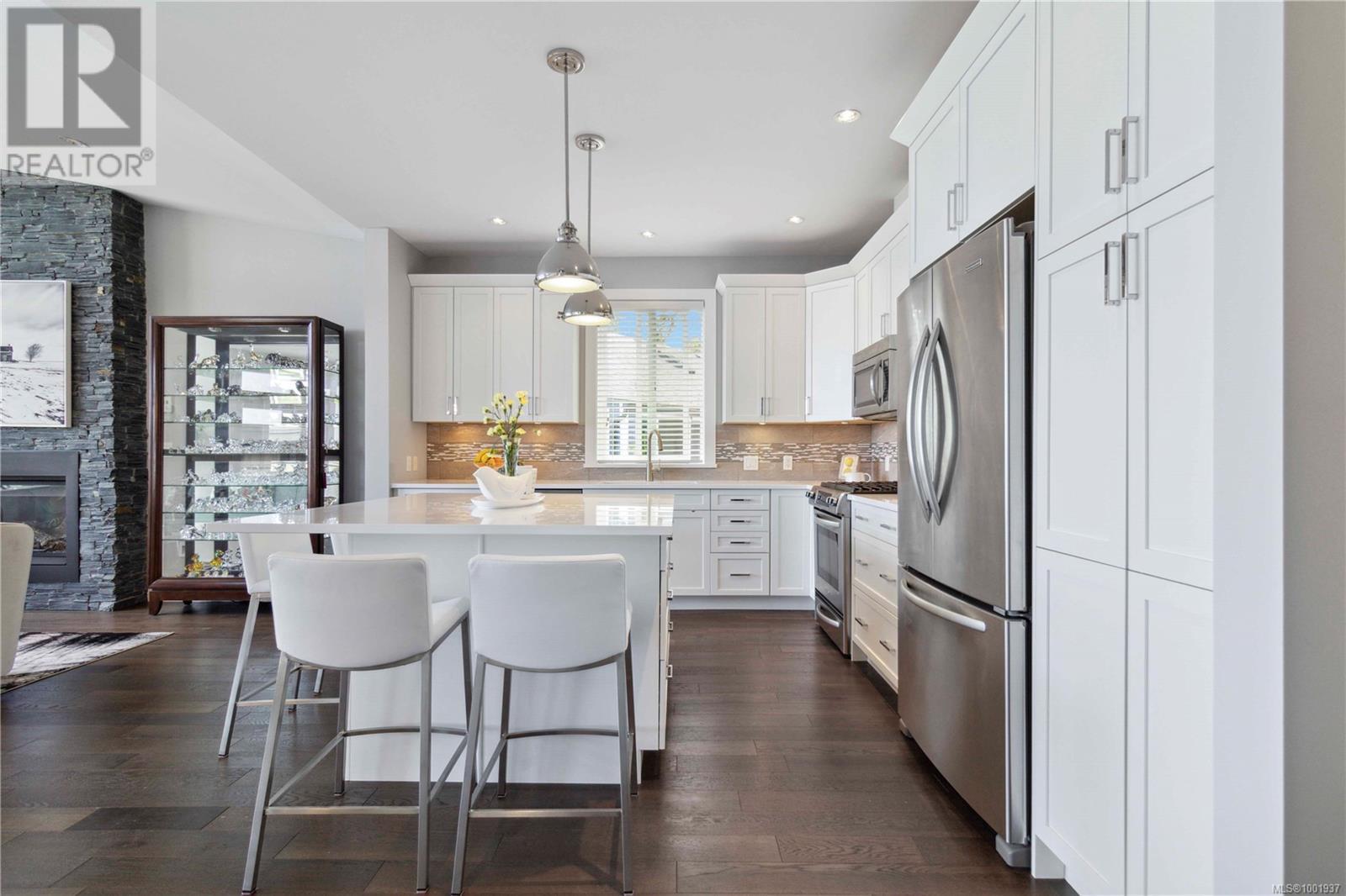 Property at 708 Demel Pl image 1