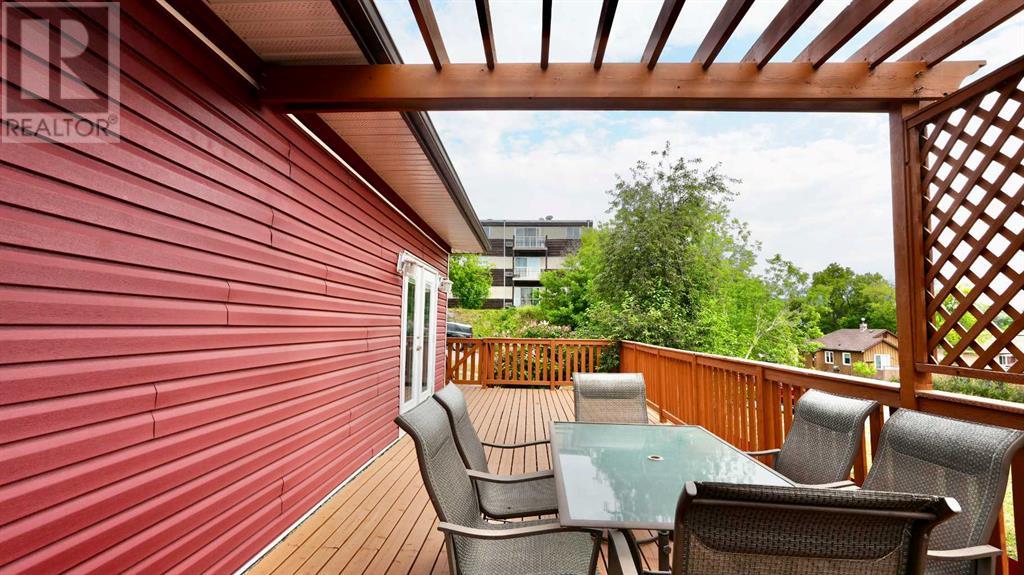 Property at 10118 107 Avenue image 3