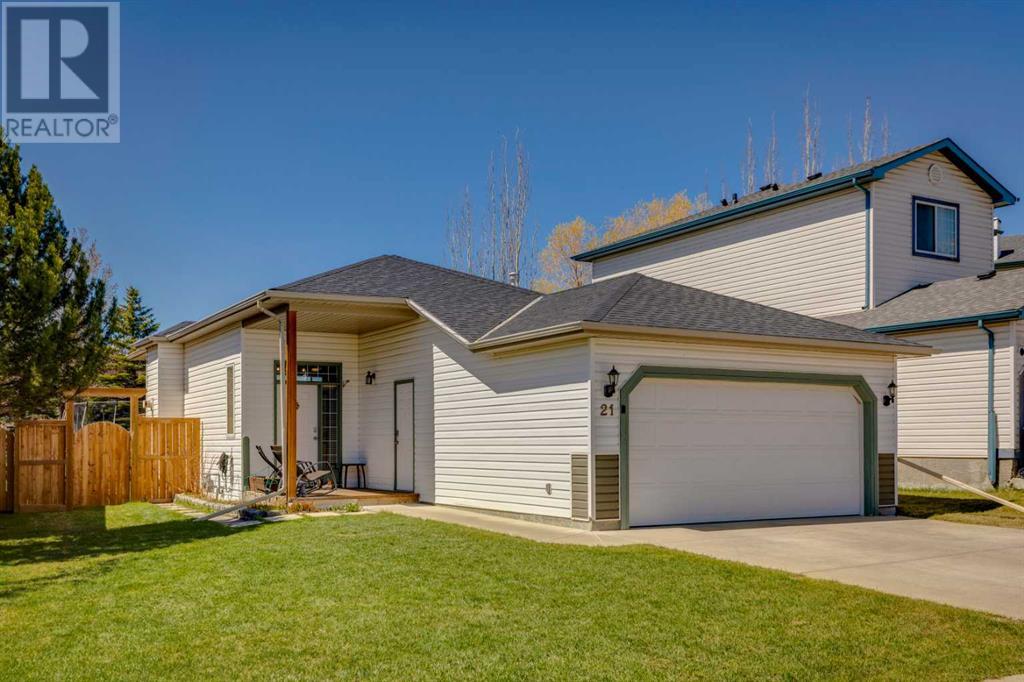 Property at 21 Alcock Close image 2