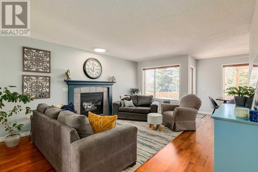Property at 21 Alcock Close image 4